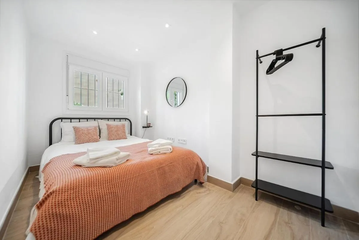 Charming & Modern 4Br Apartment Marbella